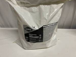 lot 16 image: 700 Clorox Disinfecting Wipes-Bleach Free Fresh Scent