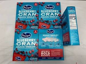 lot 79 image: 5x 5-1oz Packs Ocean Spray Blueberry Cran Snack Medley