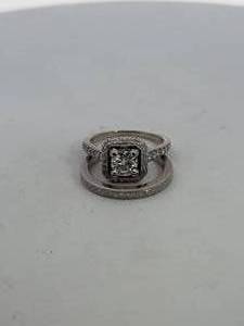 lot 23 image: White Gold Diamond Wedding Ring Set