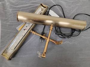 Dramatic Art Illuminator Lamps, 1 cord