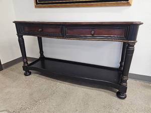 Hooker Furniture Edwardian Styled Console Table