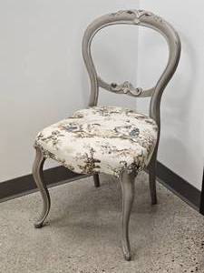 Victorian Open Back Accent Chair
