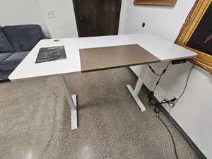 Outlook Electric Standing Desk