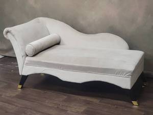 Classic Light Beige Chaise Lounge