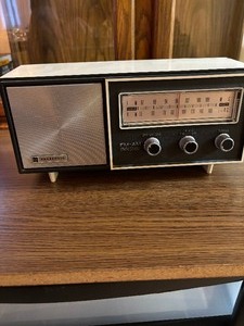 Vintage Table top Radio