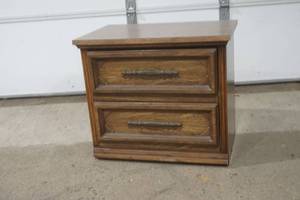 lot 60 image: 2 drawer nightstand