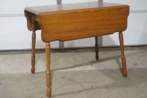 lot 61 image: vintage wood table drop leaf