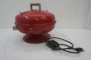 lot 68 image: Meco electric grill (indooroutdoor)