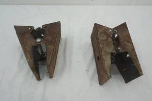 lot 107 image: saw horse bracket lot