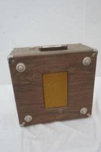 lot 110 image: vintage Newcomb EDT 28 record player