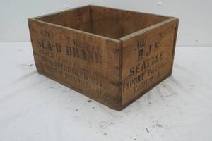 lot 159 image: RJS Seattle Export Packaging crate