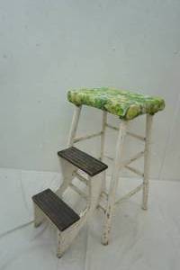 lot 171 image: vintage step stool