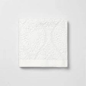 lot 37 image: Ogee Bath Towel White - Threshold