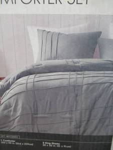 lot 4 image: 3 Piece Comforter Set-King Cal King-Grey Raised Ridges