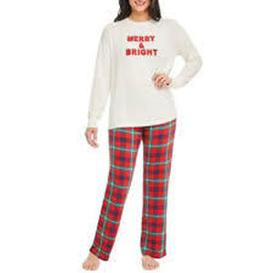 lot 113 image: Members Mark Merry & Bright Ladies Pajama Set-Small