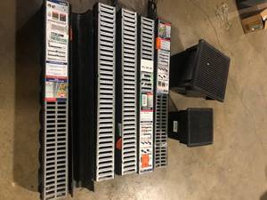 Lot of Assorted Plumbing Items Various Models and Conditions    Customer Returns See Pictures