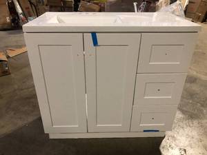 Glacier Bay Bannister 31 in. Single Sink White Bath Vanity with Colorpoint White Cultured Marble Top (Assembled)  Damaged Customer Returns See Pictures