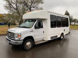 2016 Ford E450 Super Duty