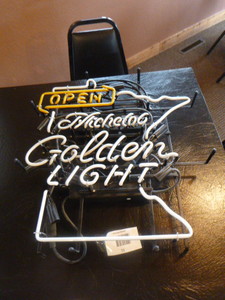 lot 51 image: Michelob Golden Light Neon Sign