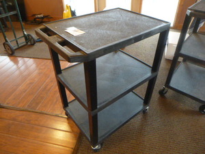 lot 54 image: Tuffy 3-Tier Cart