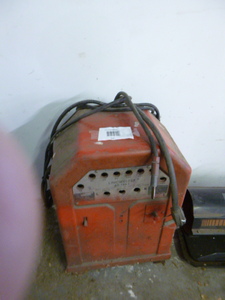 lot 10 image: Welder
