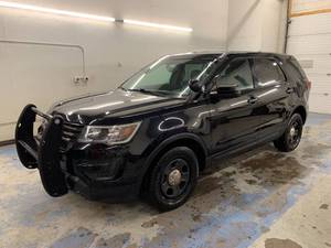 lot 100 image: 2019 Ford Explorer Utility Police