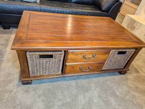 Pottery Barn  Farmhouse Coffee Table with baskets (dual side)