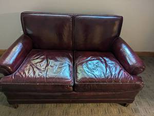 Century Berry Leather Loveseat  Sophisticated Comfort
