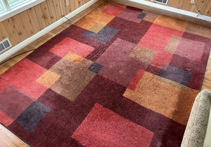 lot 18 image: Shaw Living Rug