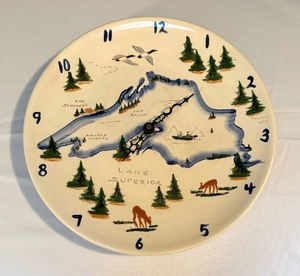 lot 103 image: Lake Superior Motif Clock