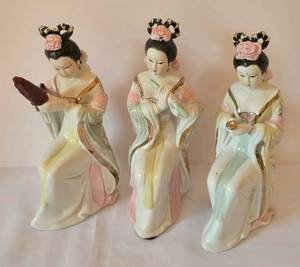 lot 82 image: Three Delicate Porcelain Geisha Figures