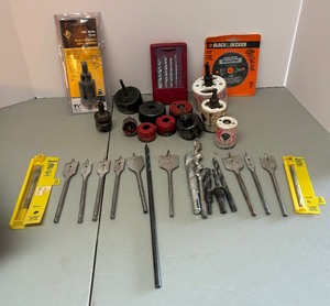 lot 172 image: Variety of Drill Bits