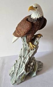 lot 153 image: Crystal Cathedral Ministries Eagle Sculpture