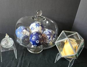 lot 183 image: Eclectic Home Decor Options