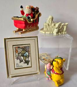 lot 211 image: Eclectic Holiday Decor Options