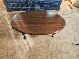 lot 62 image: Contemporary Ethan Allen Cherry Coffee Table with Queen Anne Styling
