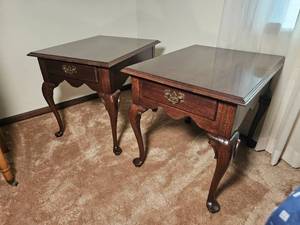 lot 61 image: Contemporary Ethan Allen Cherry Side Tables with Queen Anne Styling