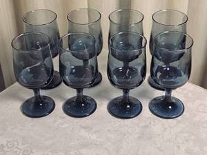 lot 109 image: Libbey Dusky Blue Tulip Glasses