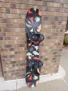 lot 128B image: 55 Inch Burtin Snowboard with Sorbie Bindings