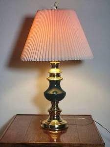 lot 150 image: Classic Emerald Porcelain Table Lamp with Brass Accents