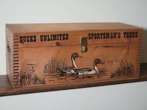 lot 83 image: Ducks Unlimited Burnished Sportsmans Trunk