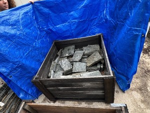 50 LnFt Thin Veneer Corners approx 600 lbs