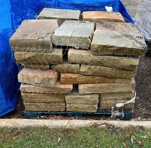 4000 LBS Full Veneer Stone 48 L x 40 W x 40 H