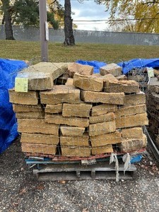 4000 LBS Full Veneer Stone 48 L x 40 W x 40 H