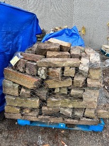 4200 LBS Full Veneer Stone 48 L x 40 W x 36 H