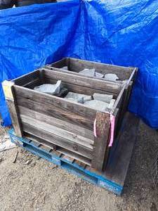 50 LnFt Thin Veneer Corners approx 600 lbs