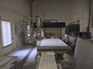 Milling Saw- Powers Up(see video) Already taken apart