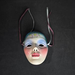 lot 2A image: Vintage Porcelain Decorative Mask - Handcrafted by Gleda from New Orleans