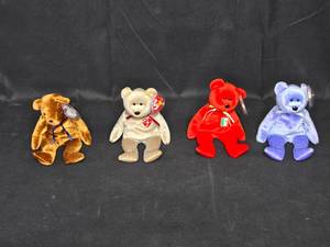 lot 35A image: Lot of 4 Ty Bear Beanie Babies