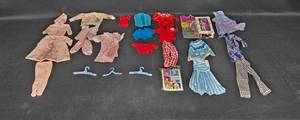 lot 5 image: Assortment of Vintage Barbie Clothes and Accessories - 10 Pieces